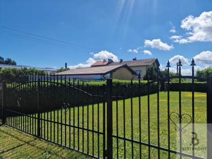 Dom z 2 mieszkaniami, działka mieszkalno usługowa Siemianice