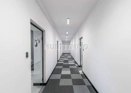 Nowoczesny Budynek Biurowy Bielsko-Biała