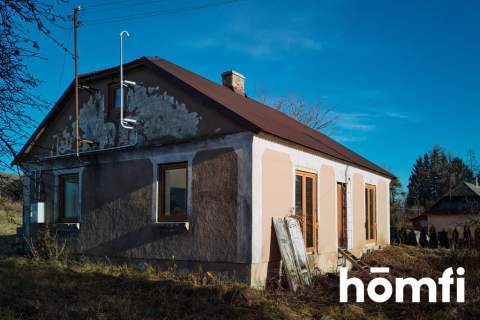 Urokliwy dom na wsi nieopodal Skierbieszowa