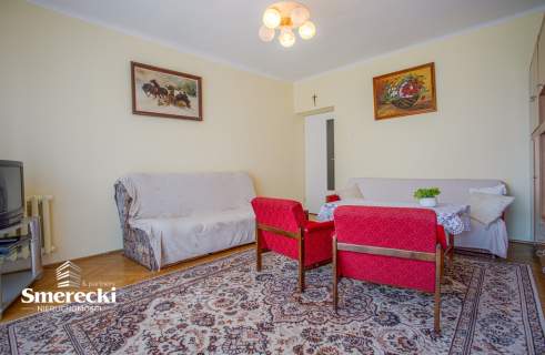 Widne mieszkanie z dużym balkonem