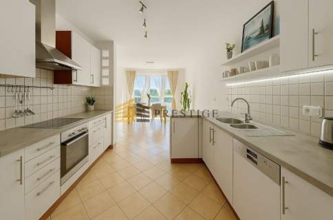 Niezwykle przestronny apartament na Powiślu 