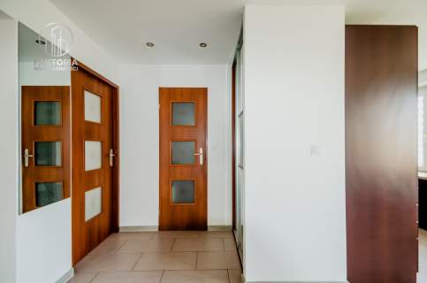 3 pokoje z garderobą, 60,7 m2, 1 piętro