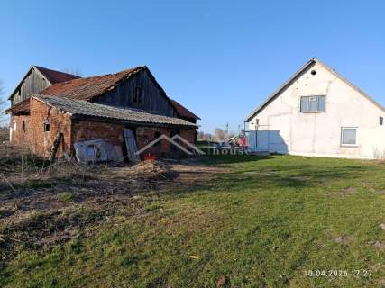 Pół bliźniaka 63m2 w Bażynach.