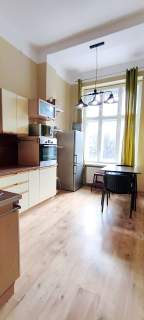 Kawalerka inwestycyjna 39,4 m balkon winda centrum