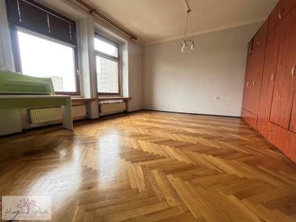 130m2 w centrum 2 mieszkania zadbana kamienica