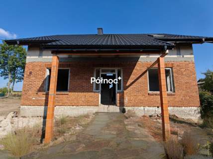 Dom 140 m 66 arów działki ze stawem