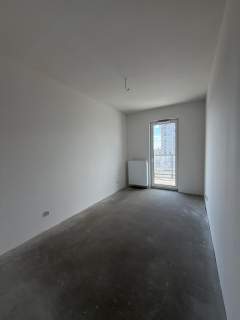 Apartament widokiem na rzekę i dużym tarasem