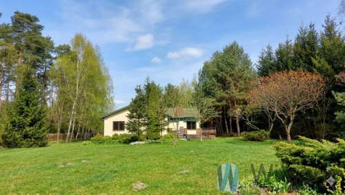 Działka 9130 m2 zabudowana domem 156 m2
