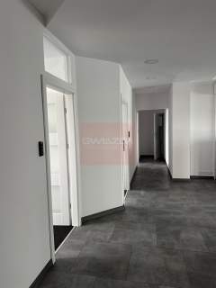 Nieruchomość komercyjna do wynajęcia, 250 m2, Warszawa