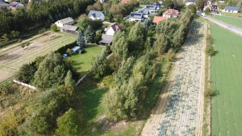 Praktyczne wymiary,zaciszna lokalizację, dużo ziel