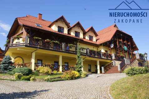 HOTEL z RESTAURACJĄ nad jeziorem Czorsztyn