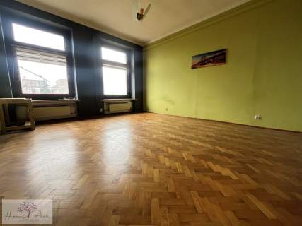 130m2 w centrum 2 mieszkania zadbana kamienica