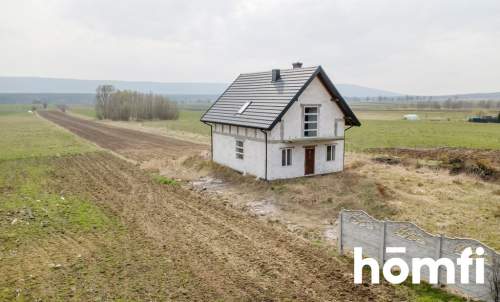 DOM Z WIDOKIEM NA ŚWIĘTY KRZYŻ DZIAŁKA 8200 m