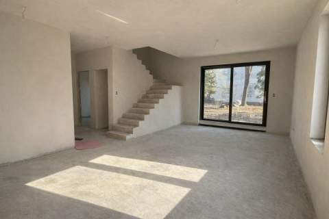Dom na sprzedaż, 220 m2, Józefów