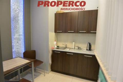 Lokal usługowo-biurowy, 1 piętro,272 m2, Piaski