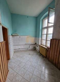 3 pokoje 68 m 1 piętro 2 piwnice Zagrodno