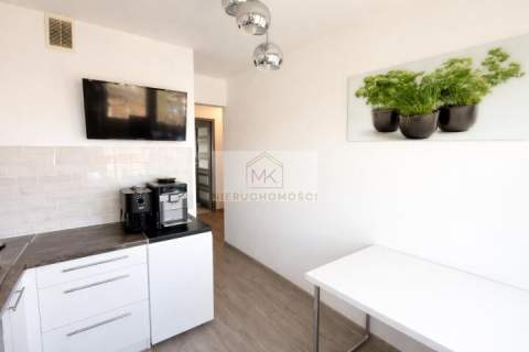 Mieszkanie 2 pokoje 47 m2 balkon klimatyzacja, centrum Brzeg