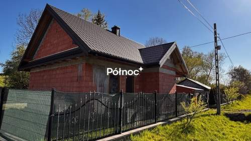 Gierczyce mały dom parterowy na działce 7arów