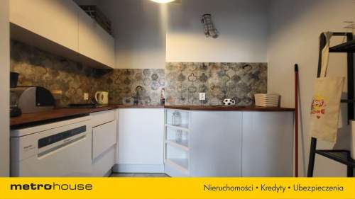 Duże M3 w Kamienicy przy Teatrze Winda