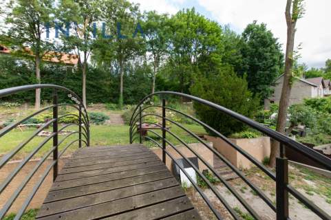Dom wypoczynkowy nad jeziorem