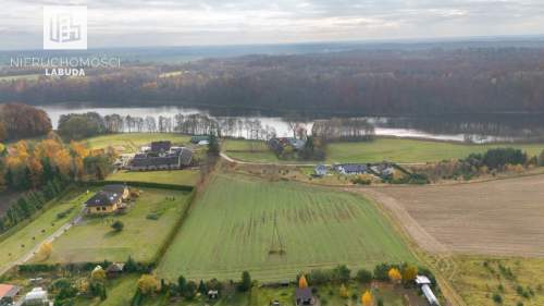 Działka blisko jeziora z wydanymi WZ - Liniewo