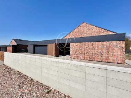 Nowoczesny Dom, w stylu Loft / Papowo Toruńskie.