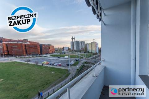 Działający, 11-pokojowy hostel w centrum miasta 