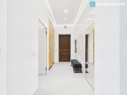 3-pok apartament z basenem i sauną w centrum