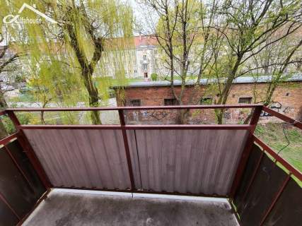 Wyjątkowy potencjał 3 pokoje na I piętrze ul. W