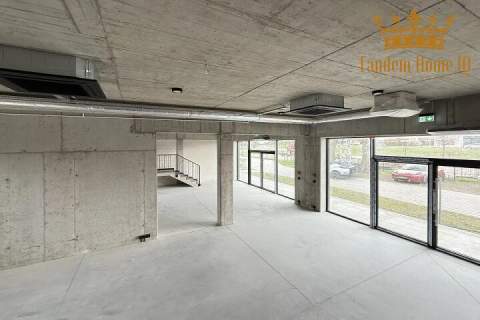 Na wynajem lokal 280m2, trasa Wilanów, pod dom, ogród i garaż