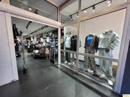 Lokal handlowo-usługowy o powierzchni 240 m2, parter w Łukowie