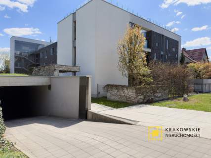 WIDOKOWY APARTAMENT Z PRYWATNYM TARASEM NA DACHU.
