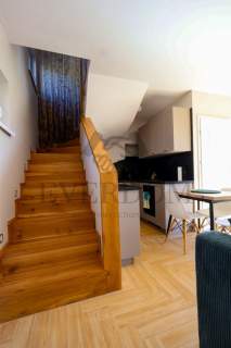 Dwupiętrowy apartament z ogródkiem i m.parkingowym