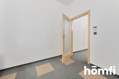 Na wynajem przestronny lokal 260 m2 Rynek 1 piętro