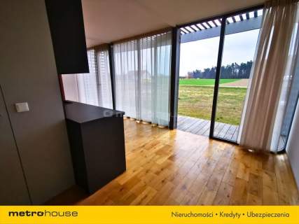 Dom całoroczny /Przestrzeń/komfort/sąsiedztwo lasu