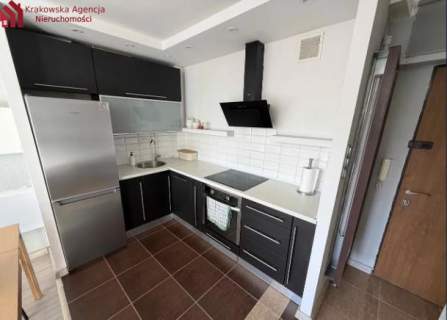 Jasne mieszkanie z wydzieloną sypialnią 34m2