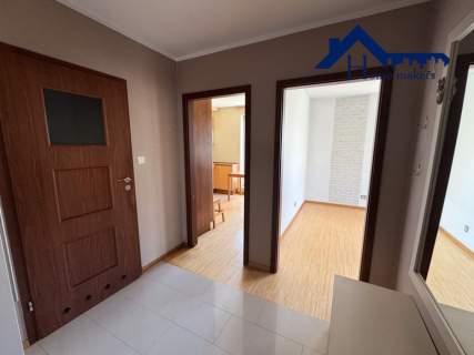 2 pokoje Balkon Garaż Komórka