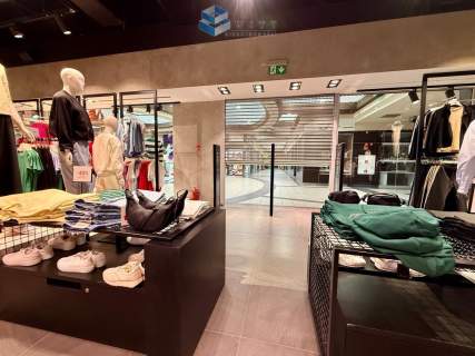 Galeria Mazurska- lokal w głównym ciągu, parter