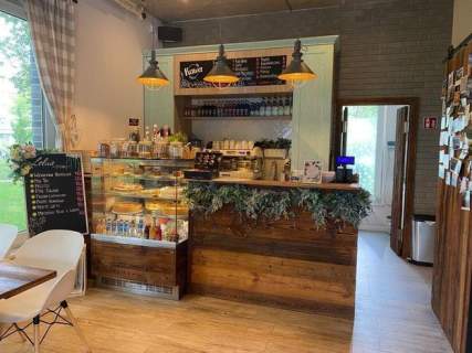 lokal na gastronomię, usługi biuro