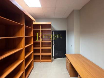 Przestronny lokal na sprzedaż 83m2, 4 pomiszczenia