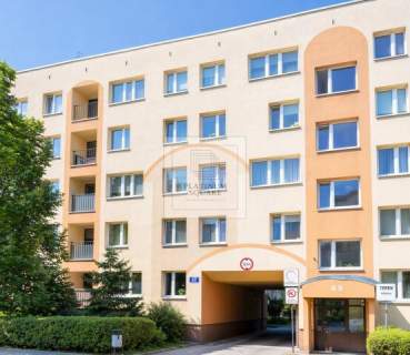Wrocław 3 pokoje 67,5 m2 salon 28 m2 balkon pełny r