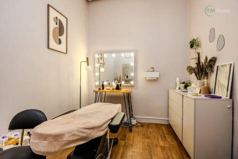 Salon fryzjersko-kosmetyczny Wspólna