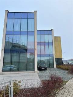 Nieruchomość komercyjna do wynajęcia, 716 m2, Warszawa