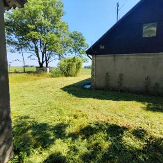 Dzialka 1421m z domem drewnianym