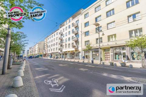 Duży potencjał Okna na ulicę Świętojańską