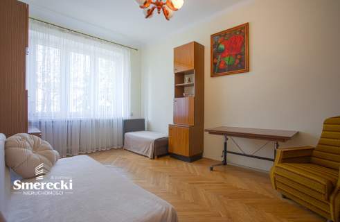 Widne mieszkanie z dużym balkonem