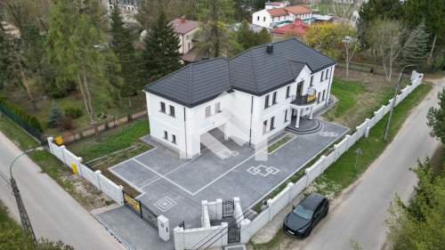 Nowoczesny dom do własnej aranżacji Konstancin