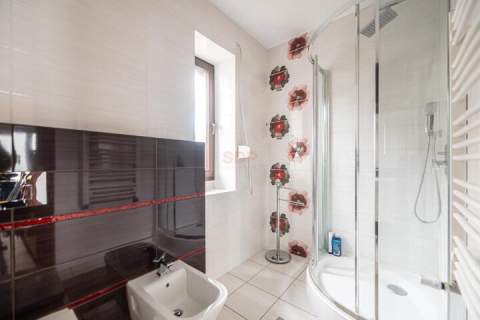 Współczesny dom 279m2 100m2 poddasze, garaż na 2-auta, ogród,...