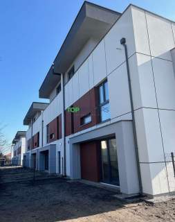 Przestronne 5 pokoi, garaż i ogródek