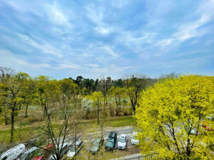 Widok na Park Bydgoski Blok teren ogrodzony